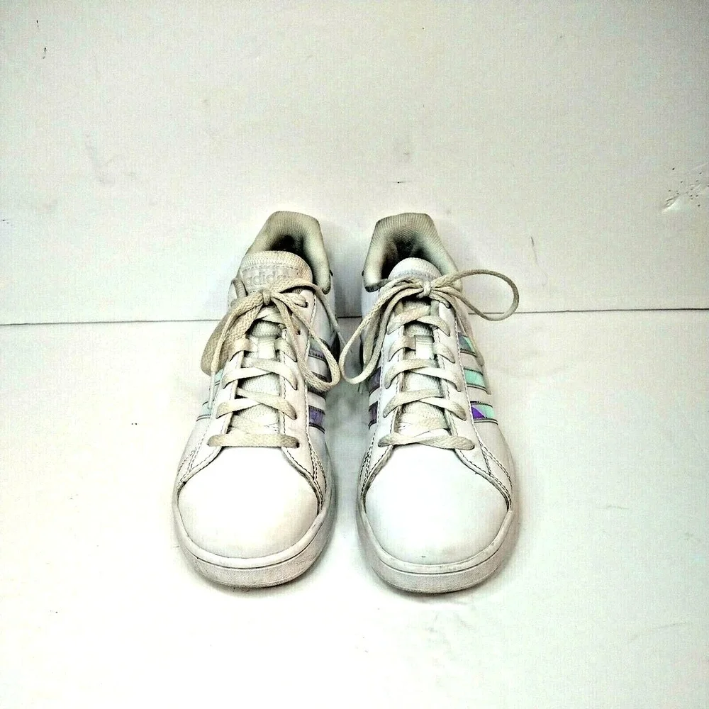 Adidas Originals SuperStar,‎ White Rainbow Stripes Sneakers Size 3.5